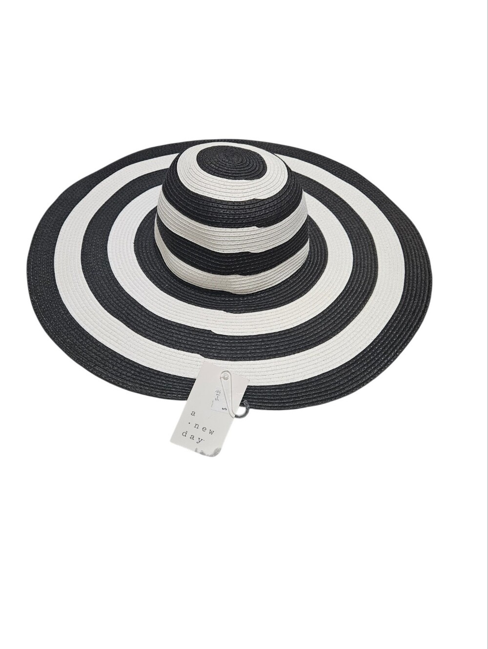 A New Day Floppy Sun Hat NEW Black & White